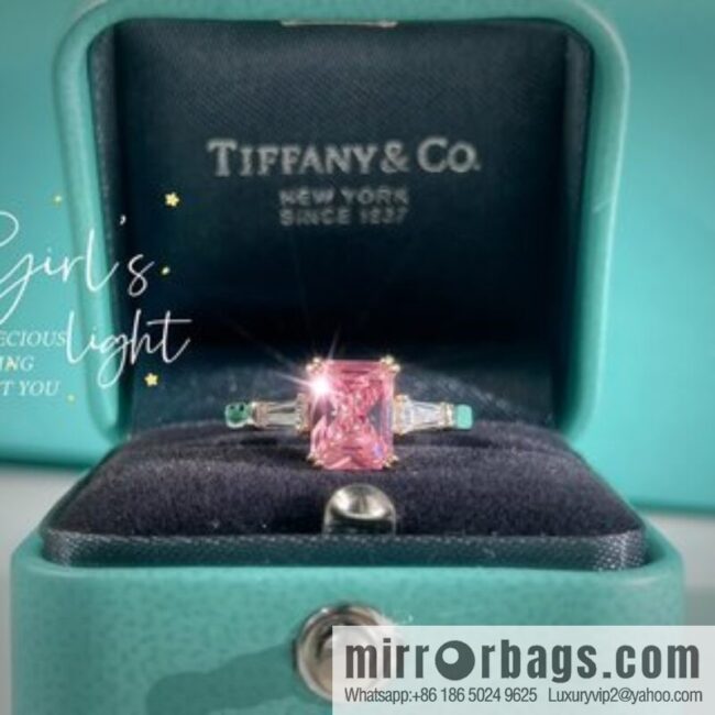 New ☑️ TIFFANY & Co. Tiffany & Co. Square pink diamond ring