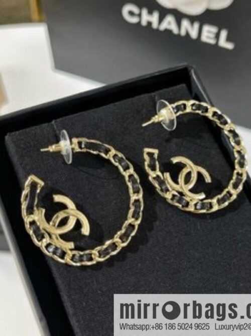 i1648610009_7682_1-800x800ujaqz0je0vv31783_20250716033826.jpg New ☑️ Chanel double c black leather rope stud earrings