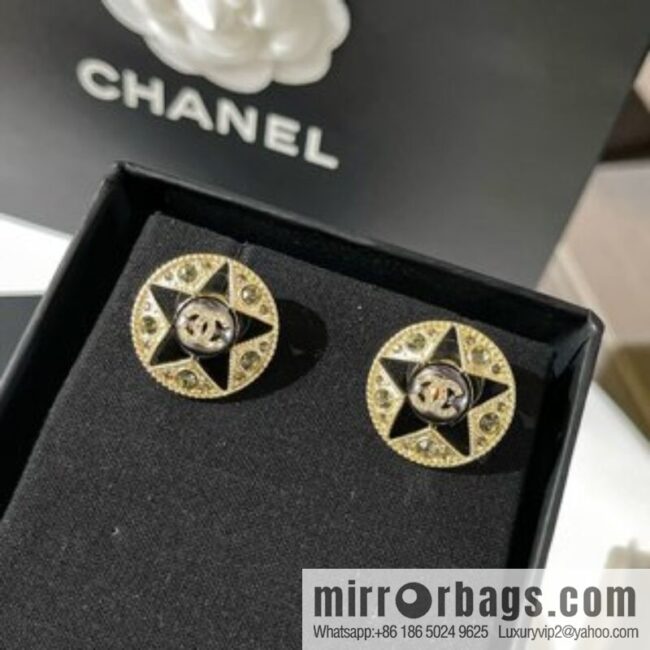 New ☑️ Chanel double c pentagram ⭐ star stud earrings