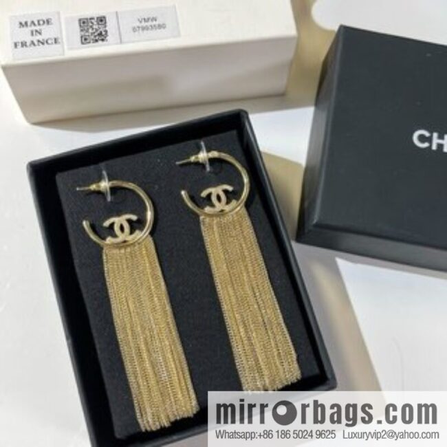 New ☑️ Chanel double c fringed stud earrings
