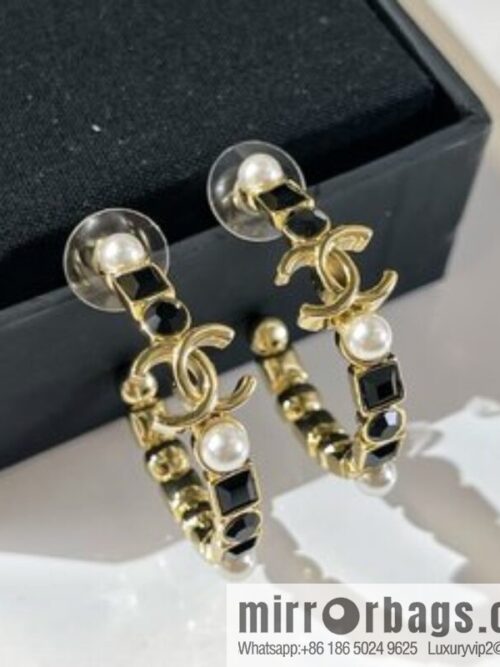 i1648613291_6481_2-800x8005ao2p2yellx31693_20250716033737.jpg New ☑️ Chanel double c black square diamond pearl stud earrings