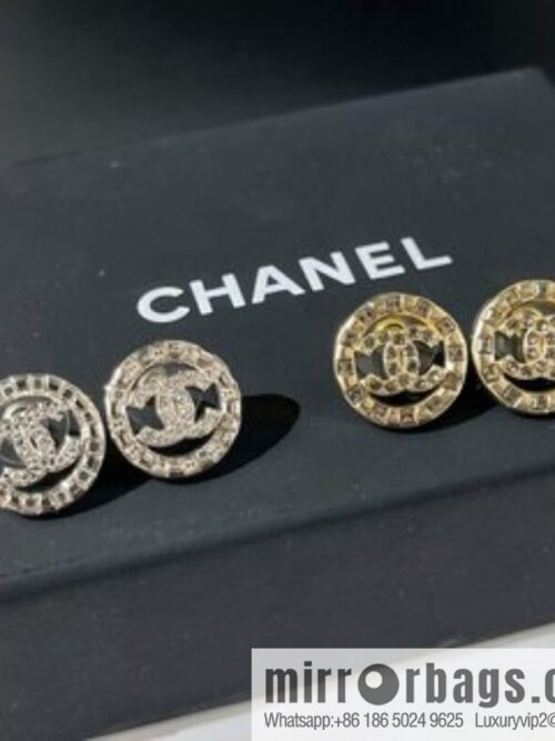 i1648613724_2219_2-800x800onvk3njmpfu31680_20250716033730.jpg New ☑️ Chanel double c round rhinestone stud earrings
