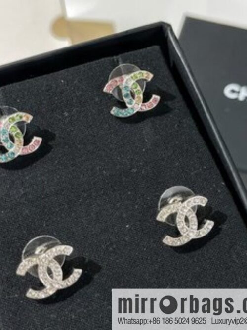 i1648614095_8531_2-800x800rcmt2k2uv0w31667_20250716033723.jpg New ☑️ Chanel double c full diamond stud earrings