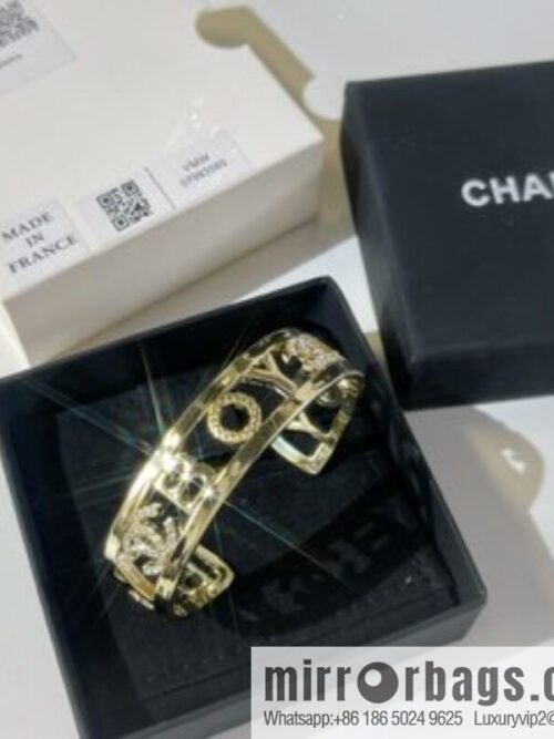i1648703737_8487_1-800x8000pi0isx1oyi31612_20250716033653.jpg New ☑️ Chanel Double C BOY Bracelet