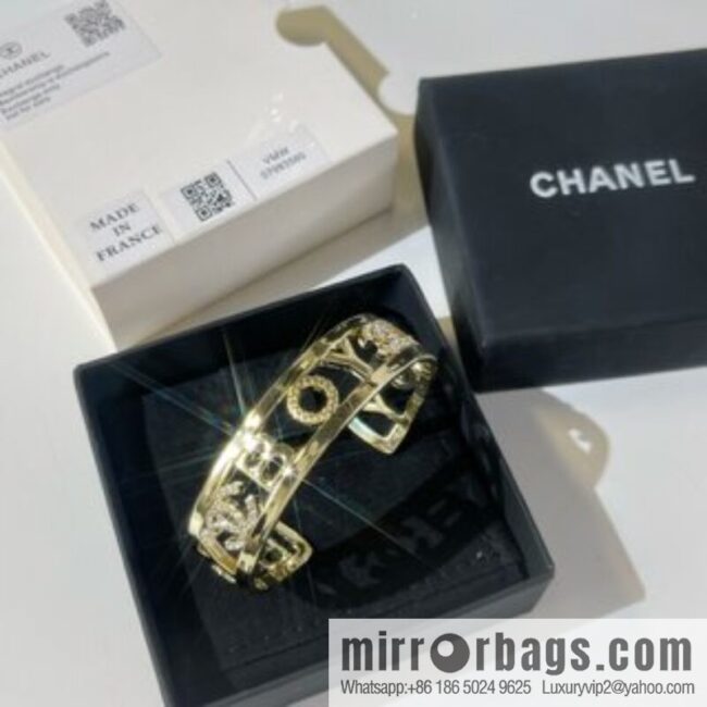 New ☑️ Chanel Double C BOY Bracelet