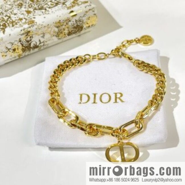 i1649264357_1773_2-800x800f0dubmluzwj31500_20250716033552.jpg New ☑️ Dior gold CD necklace bracelet