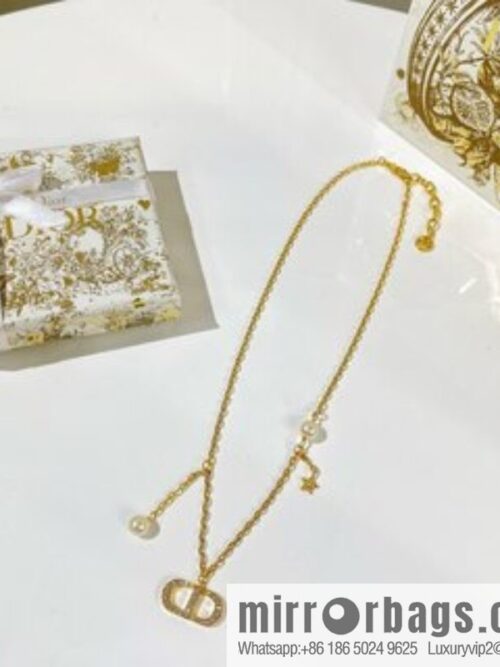 i1649264538_2147_1-800x800wdhp2b0vpqy31487_20250716033545.jpg New ☑️ Dior gold CD pearl star necklace