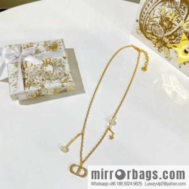 New ☑️ Dior gold CD pearl star necklace
