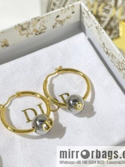 i1649265148_7103_1-800x8002h4pes4he1p31476_20250716033539.jpg New ☑️ Dior gold CD pearl earrings