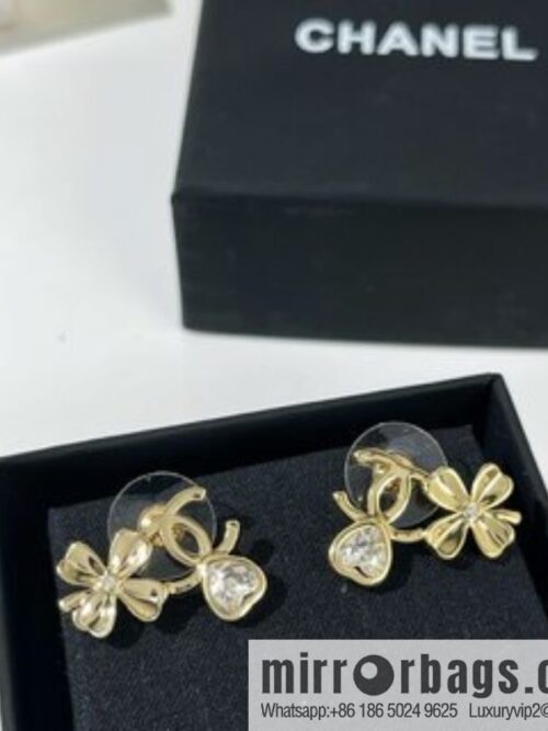 i1649265529_7175_1-800x800cwl5agfkun231455_20250716033528.jpg New ☑️ Chanel gold double c four-leaf clover love stud earrings
