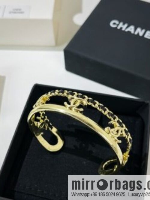 i1649266266_1347_1-800x800rw12m4udpi231412_20250716033504.jpg New ☑️ Chanel double c cut-out black leather rope bracelet