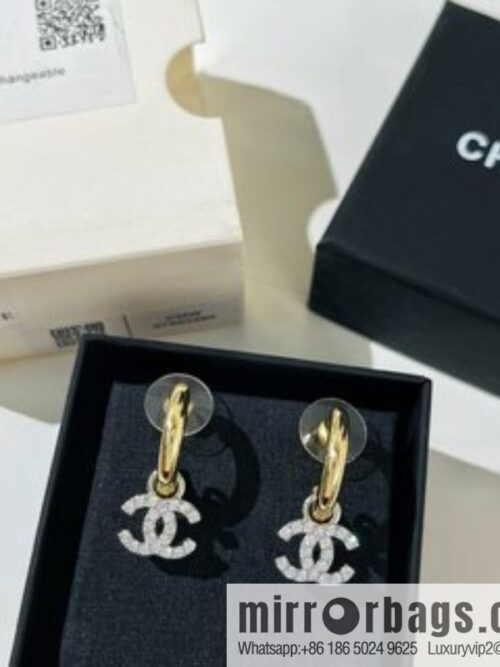 i1649389684_730_1-800x800cdbvyfxuuk431327_20250716033415.jpg New ☑️ Chanel full diamond double c stud earrings