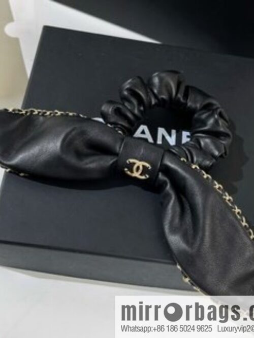 New ☑️ Chanel double c full diamond bow small sheepskin hair rope, hand rope