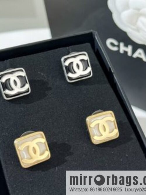 i1650728618_6203_1-800x800oqlm1h2w0hv28114_20250716030644.jpg New ☑️ Chanel double c square black and white stud earrings