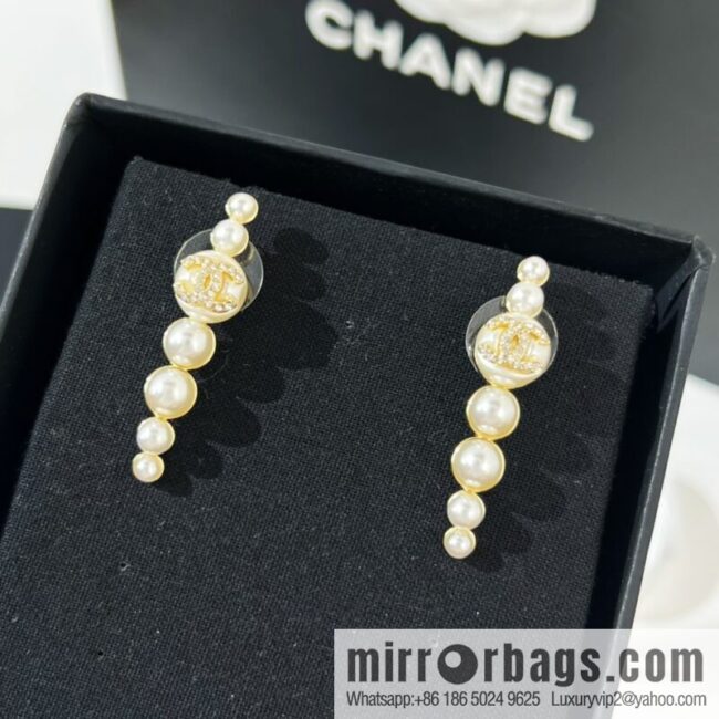 New ☑️ Chanel double c pearl stud earrings