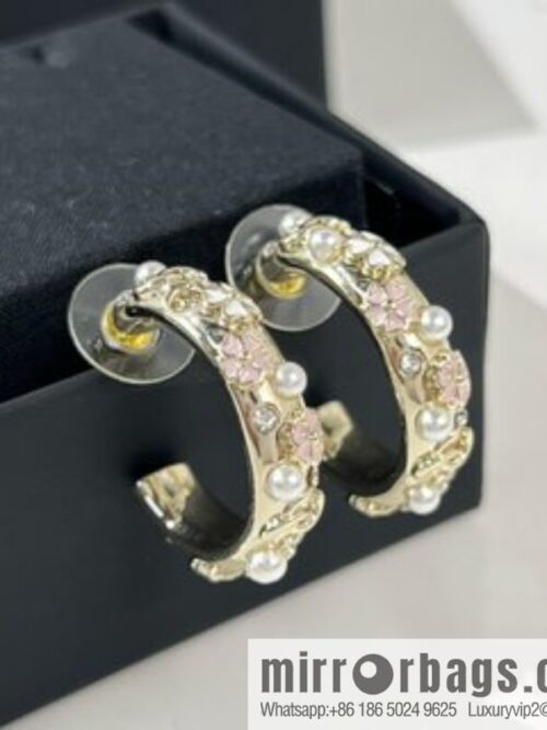 i1650882865_3246_2-800x800qqzng3qkgfy27979_20250716030528.jpg New ☑️ Chanel double c camellia stud earrings
