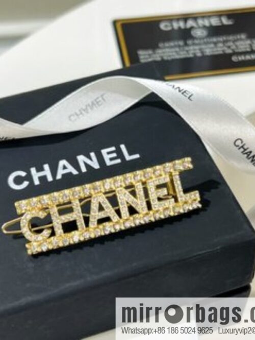 i1651756582_300_2-800x800h0ix3wpvglw27409_20250716030021.jpg New ☑️ Chanel full diamond letter hairpin hairpin