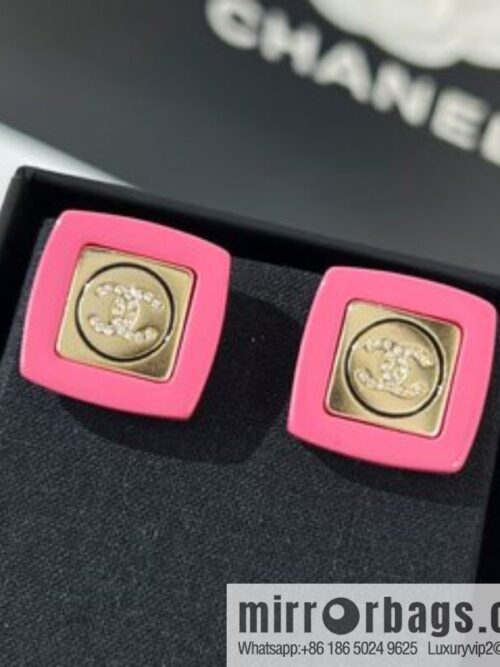 i1651847070_8747_2-800x8004s03i2oyjcf27276_20250716025905.jpg New ☑️ Chanel double c pink acrylic stud earrings