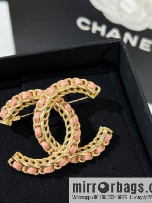 i1651847231_1804_1-800x800wjyruxyhn2527266_20250716025859.jpg New ☑️ Chanel double c powder leather rope brooch