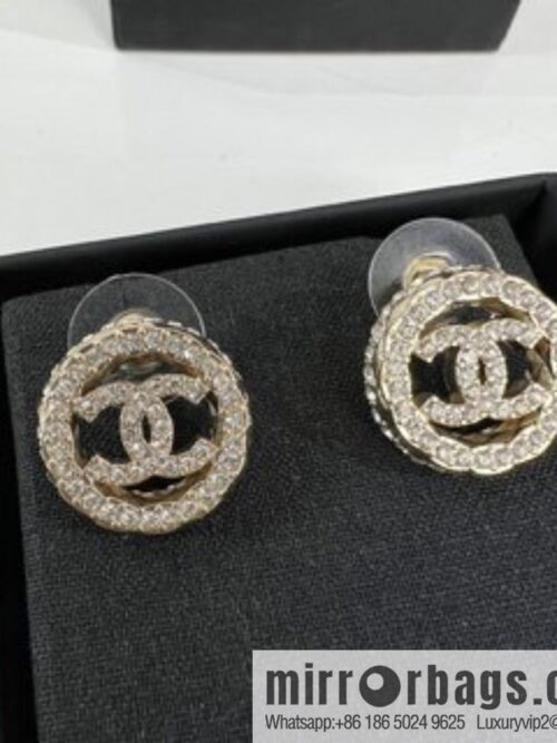 i1652190209_6256_1-800x800yotzdqjj23w23819_20250716022934.jpg New ☑️ Chanel double c round full diamond stud earrings