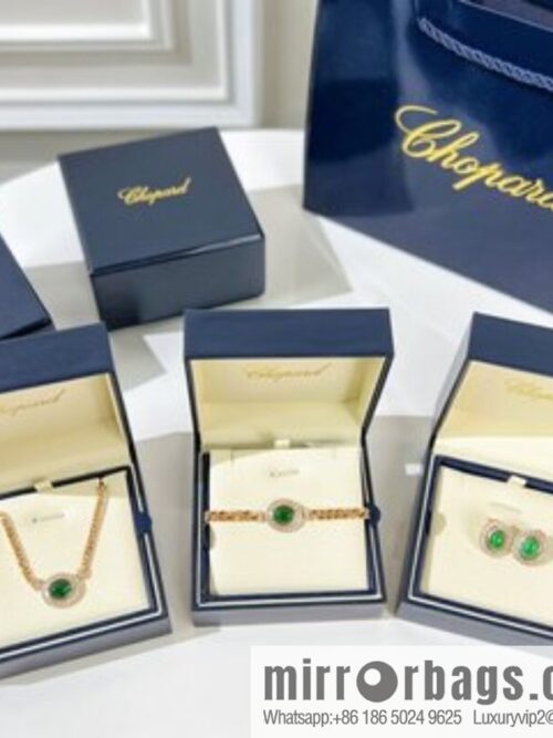 i1652626083_5203_0-800x8001ziwhwxyr1023462_20250716022625.jpg Chopard PRECIOUS LACE VAGUE Green diamond necklace bracelet stud earrings
