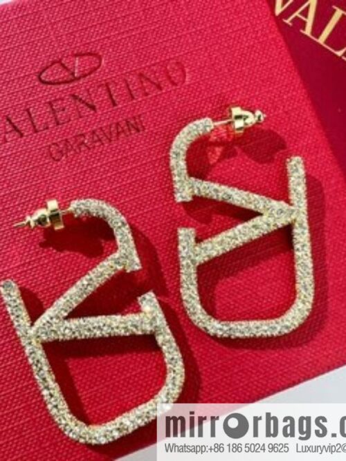 New ☑️ Valentino full diamond earrings
