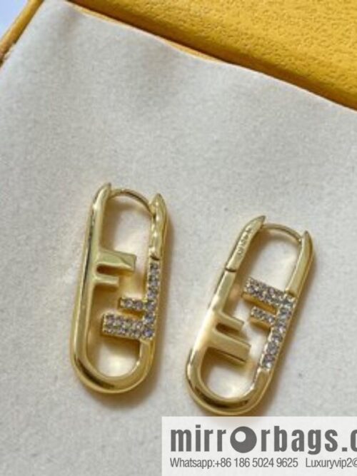 i1653316479_6204_1-800x800beqv24vccqg22995_20250716022218.jpg New FENDI F letter stud earrings
