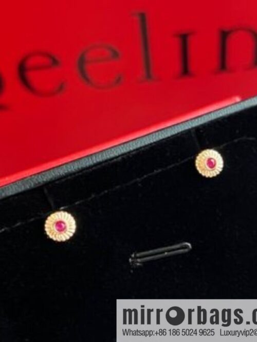i1655963989_3019_1-800x800xejx2ukr2c516358_20250716012219.jpg Qeelin, ruby stud earrings
