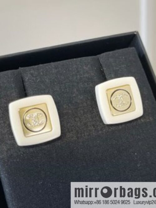 i1656463816_3861_2-1-800x800qj5ul1lpwcq16191_20250716012048.jpg New ☑️ Chanel double c square stud earrings