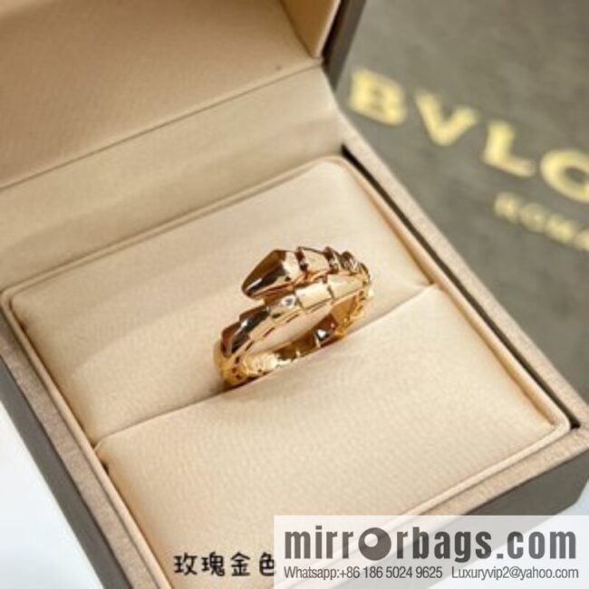BVLGARI Bulgari smooth snake bone ring