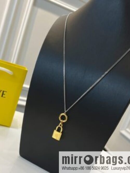 i1656930508_120_2-800x800tyqy5j3i4lr15997_20250716011902.jpg LOEWE lock head double layer necklace