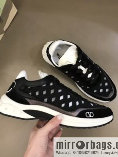 i1657869284_1186_3-800x800k0rdly1yfcr83189_20250719082214.jpg Valentino His & Hers Lycra fabric, suede and metallic calfskin sneakers