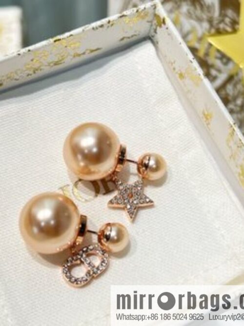 i1658755422_240_3-800x800bcfzdmm3qyn12270_20250716004444.jpg New ☑️ Dior rose gold CD star size pearl stud earrings