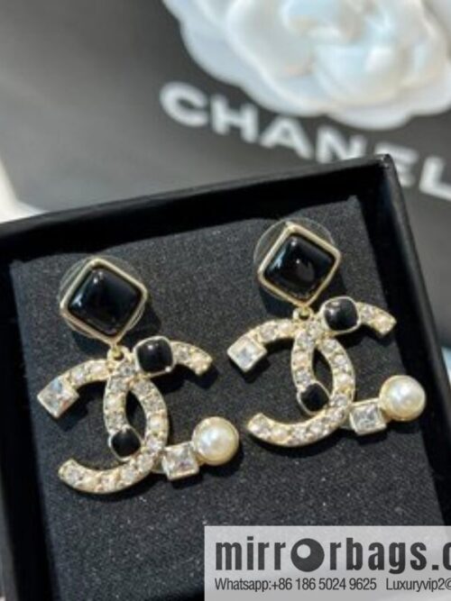 i1660058600_6337_1-800x800t4wj5dexprq11691_20250716003934.jpg New ☑️ Chanel c2 double c black diamond pearl stud earrings