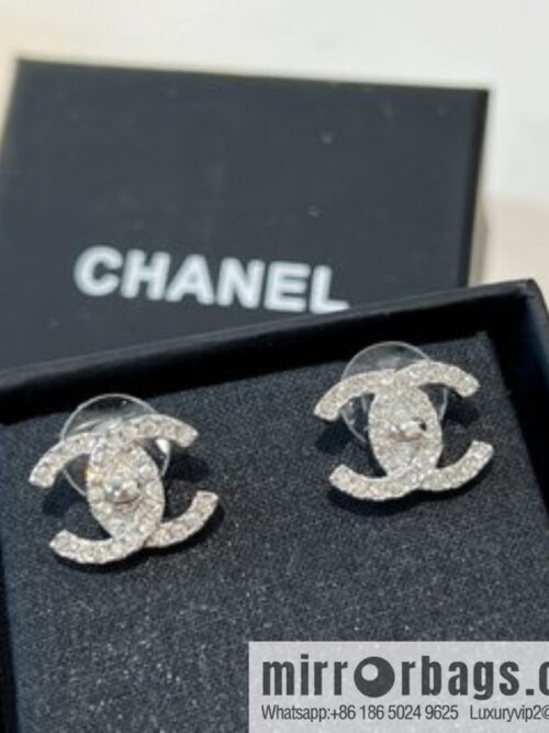 i1660214622_7606_2-800x800smajx40sj2f11603_20250716003845.jpg New ☑️ Chanel c1 double c full diamond stud earrings