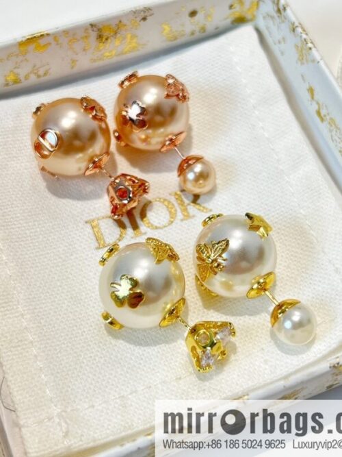 i1660312476_8753_1-800x800t2lewcjizsg11547_20250716003814.jpg New ☑️ Dior CD size pearl stud earrings