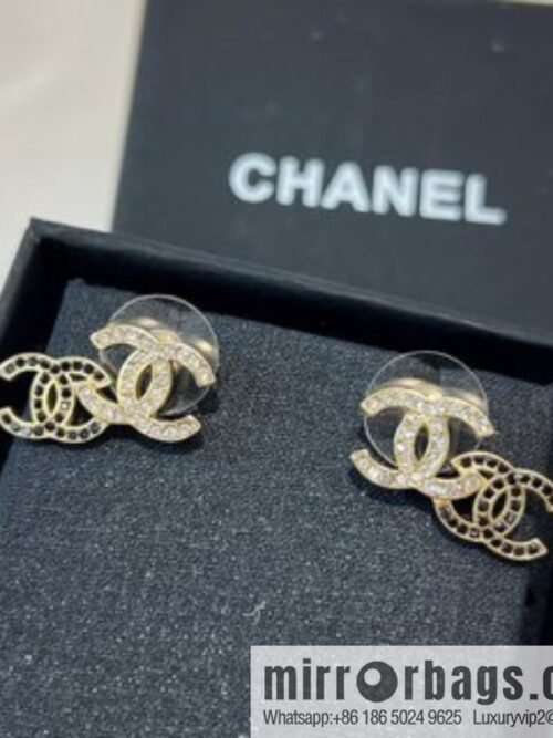i1660663151_911_1-800x800ee15wmmk2cs8175_20250716000847.jpg New ☑️ Chanel c1 double c black diamond stud earrings