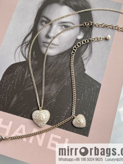 i1661163305_1647_1-800x800d5t40b2n1c48061_20250716000742.jpg New ☑️ Chanel double c full diamond peach heart love bracelet necklace