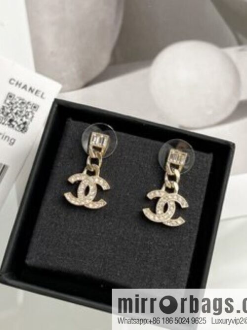 i1661671641_7598_1-800x800fhshlwblemg7870_20250716000559.jpg New ☑️ Chanel C2 double c full diamond stud earrings