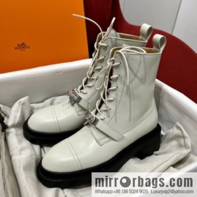 i1662190114_3819_0-800x800qtsy1suroyg65016_20250719014938.jpg Hermes Hermès Glossy Calfskin Platform and Ankle Boots Martin Boots