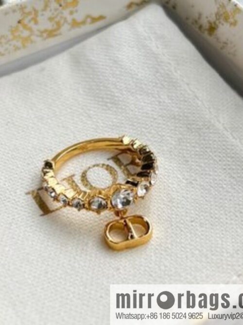 i1662440231_5271_1-800x8001pgky235rgw7389_20250716000139.jpg New ☑️ DIOR full diamond CD ring