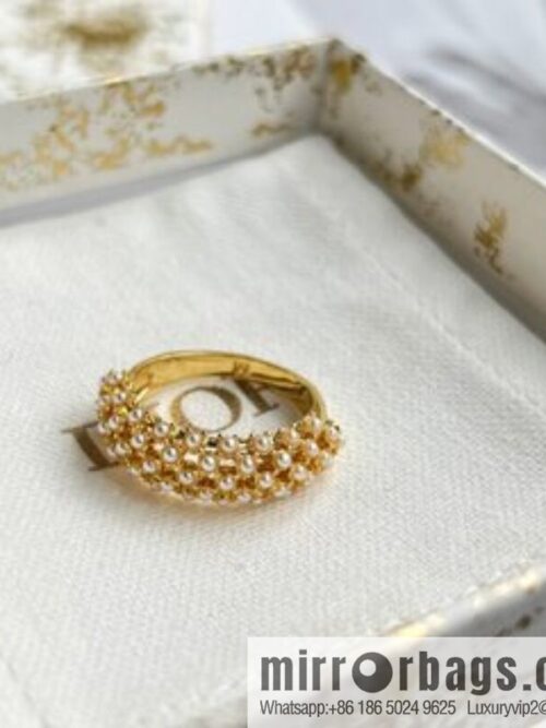 i1662440432_8081_1-800x8003njnwrfzsgy4704_20250715233612.jpg New ☑️ DIOR pearl ring