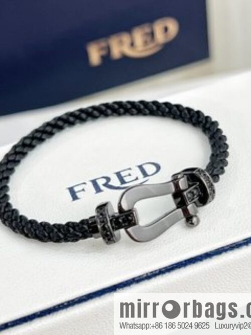 i1662632073_8817_2-800x800kadq3edt22h7433_20250716000204.jpg Fred Limited Black Titanium, Darth Vader Bracelet Bracelet