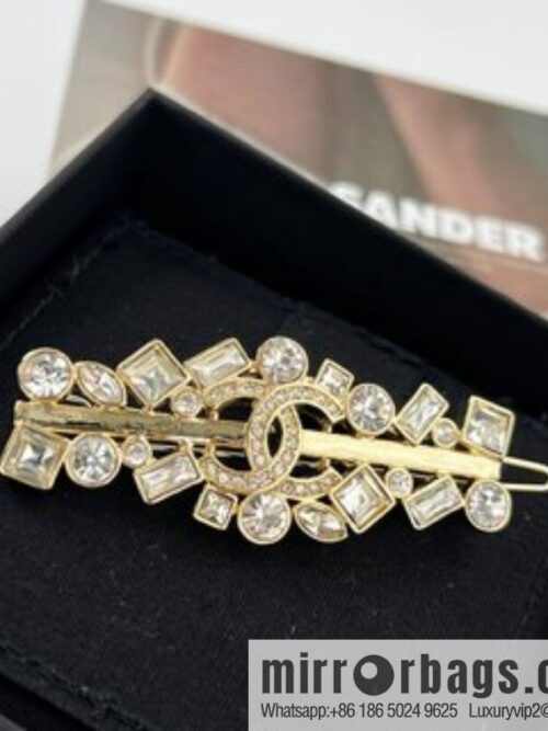i1665153324_1210_2-800x800zt2e1tcvbkb1098_20250715230258.jpg New ☑️ Chanel Double C Full Diamond Hairpin