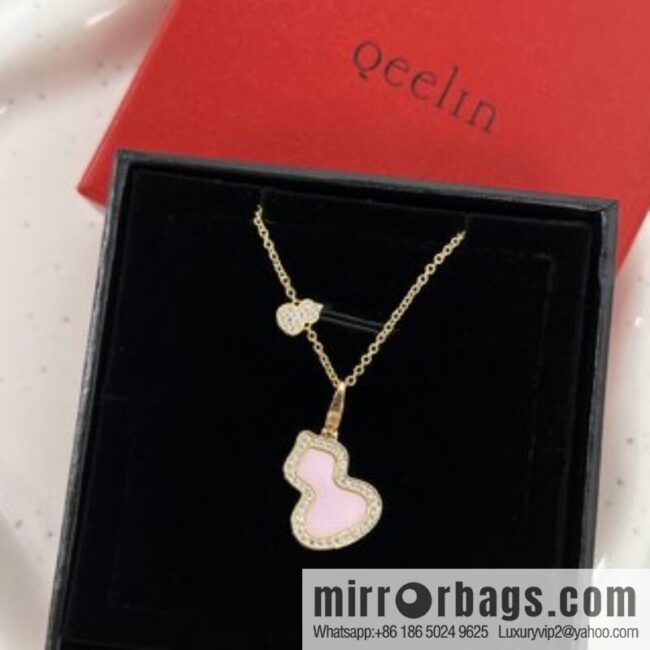 Qeelin, full diamond gourd necklace