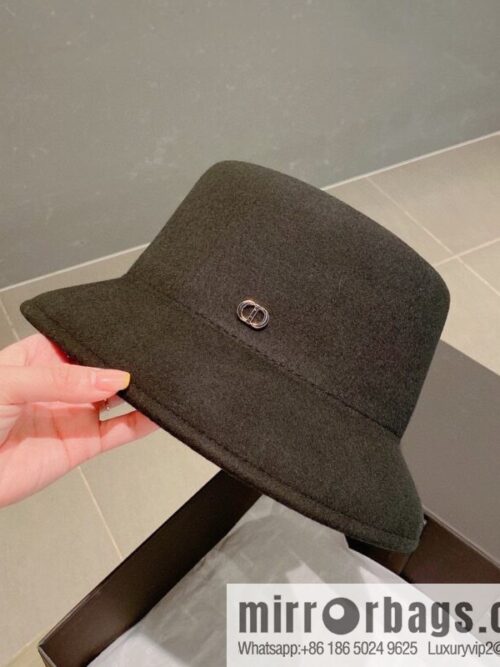 i1666021055_5214_1-800x800rekjednufm083993_20250701205628.jpg Dior Dior 2022 autumn and winter new woolen basin hat