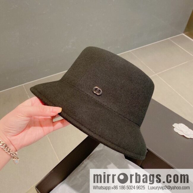 Dior Dior 2022 autumn and winter new woolen basin hat