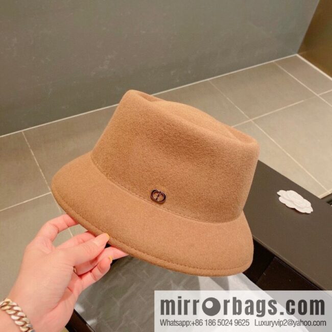 Dior Dior 2022 autumn and winter new woolen basin hat