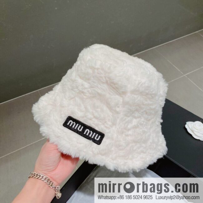 i1666023045_4389_2-800x800hlwepdt3n0e83857_20250701205250.jpg Miumiu 2022 autumn and winter new rabbit fur bucket hat