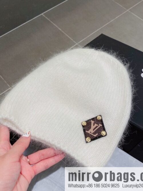i1666195080_9018_1-800x800rypm10nnry383671_20250701204719.jpg LV Louis Vuitton 2022 autumn and winter new wool knitted wool hat